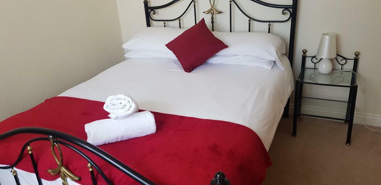 Bed and Breakfast Prince Of Waterloo Уинфорд Экстерьер фото